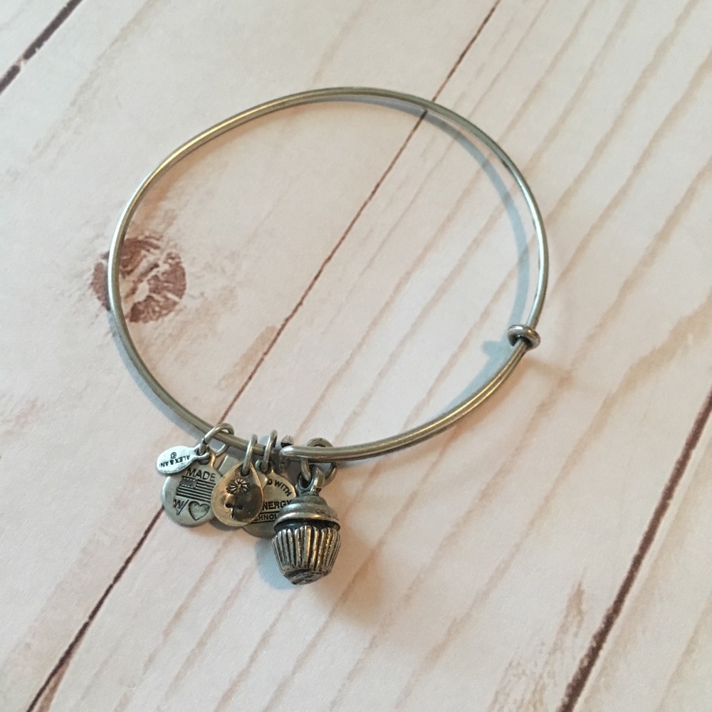 🌼 Alex and Ani Cupcake Bangle 🌼